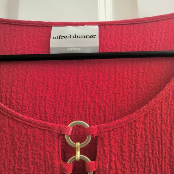Red Blouse Alfred Dunner - size Large - soft fabric - Picture 2 of 4